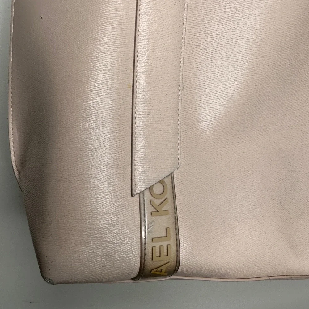 Michael Kors | Dusty Rose Tote Bag - Picture 14 of 16